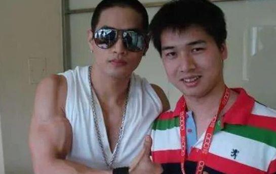 洗米华最近出什么事了 洗米华最近出什么事了