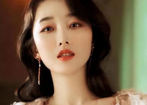 辛迪克劳馥_辛迪克劳馥走秀 辛迪克劳馥_辛迪克劳馥走秀