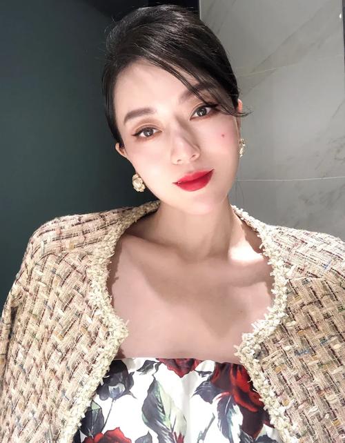 中央晚间新闻 中央晚间新闻播音员名单 中央晚间新闻 中央晚间新闻播音员名单